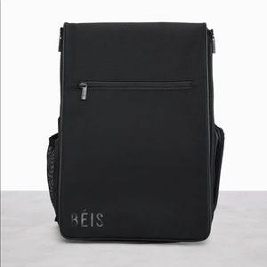 Beis The Hangin Backpack